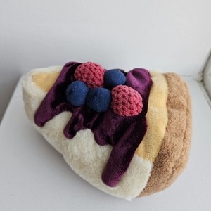 Jellycatt Seri Dessert Inggris Edisi Terbatas Blueberry Cheesecake Mainan Boneka Plush Poliester Super Lembut Bentuk Makanan - Hadiah Manis - Product Image 3