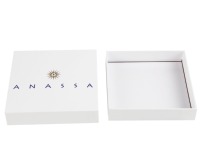 Boîte à bijoux en papier avec logo personnalisé en relief, petite boîte personnalisée pour bagues, boucles d'oreilles, colliers, emballage cadeau pour la vente au détail de bijoux