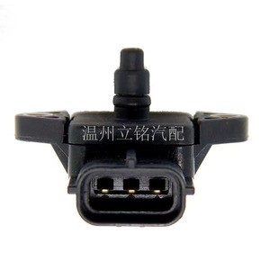 Capteur de pression d'admission 89420-97204 18590-79F00 pour Toyota Suzuki Swift - Product Image 3