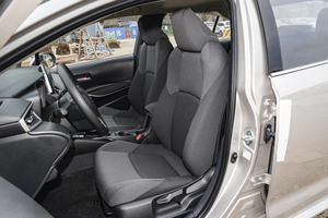 Auto Usate Lingshang 2023 2.0L Leading Sedan Euro VI Aspirata Naturalmente 59000 km Basso Chilometraggio Familiare Utilitaria Guida a Sinistra R16 - Product Image 5