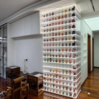Vitrine de présentation personnalisée en acrylique transparent à 5 niveaux, autoportante, avec bande LED, anti-poussière, multifonctionnelle