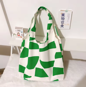 Grand sac fourre-tout en toile pour femme, sac à bandoulière tendance, avec motif personnalisé et poignée en coton, sac de shopping. - Product Image 1