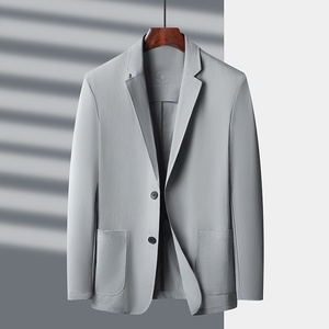 <span class=keywords><strong>Traje</strong></span> de <span class=keywords><strong>hombre</strong></span> de seda helada con textura gofrada, chaqueta delgada de un solo botón, transpirable, elástica, sin costuras, para negocios, versátil. - Product Image 6