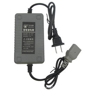 Cargador de Batería PuJiMax 12V 1.7A de Litio para Pulverizador Eléctrico de Uso Agrícola - Product Image 1