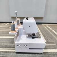 JUKKY Promotion Exceptionnelle : Machine à Coudre Surjeteuse Portable 843 Mini pour la Maison, Facile à Utiliser pour Débutants et Projets de Couture DIY