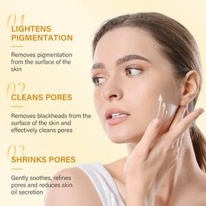 Sérum facial à l'acide hyaluronique et à la vitamine C, marque privée, pour booster l'éclat, hydrater, raffermir, éclaircir le teint - Product Image 4