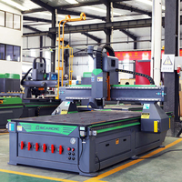 Router CNC de Gran Formato 2000x3000 con Husillo Único, Control Syntec y Transmisión por Engranajes para Procesamiento de Puertas y Paneles de Madera
