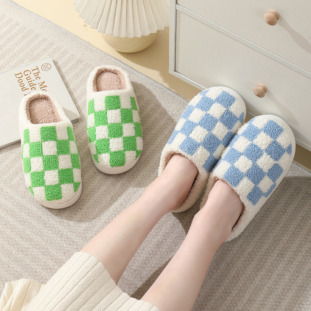 Custom Check Pattern Printed Home Fall Winter Soft Indoor Bedroom Memory Foam Fluffy Plush Slippers
