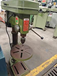 Perforación de Banco de servicio manual de grado industrial <span class=keywords><strong>Prensa</strong></span> de <span class=keywords><strong>pedestal</strong></span> fija Máquinas de perforación verticales <span class=keywords><strong>Prensa</strong></span> de <span class=keywords><strong>taladro</strong></span> - Product Image 2