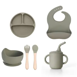 Ensemble de nourriture en silicone sans BPA assiette pour bébé bol cuillère fourchette bavoir tasse pour bébé avec paille ensemble d'alimentation en silicone pour bébé