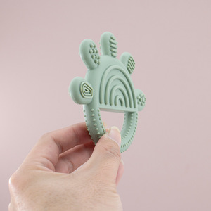 Massaggiagengive in Silicone Personalizzato per Neonati, Giocattolo da Masticare a Cinque Dita, Giocattolo per Dentizione a Forma di Guanto, Lenisce le Gengive Doloranti, Giocattolo Morbido di Grado Alimentare - Product Image 4