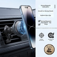 Produit Tendance 2025 – Chargeur de Voiture Magnétique Sans Fil à Charge Rapide 25W avec Ventilateur de Refroidissement Intégré et Support Téléphone pour iPhone 17 S26