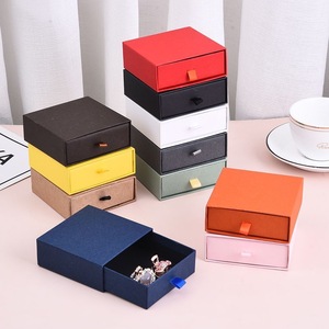 กล่องของขวัญขนาดเล็กพร้อมฝาปิดสำหรับจัดเก็บและบรรจุภัณฑ์กล่องเครื่องประดับกระดาษหรูหราโลโก้ออกแบบได้ตามต้องการ - Product Image 1