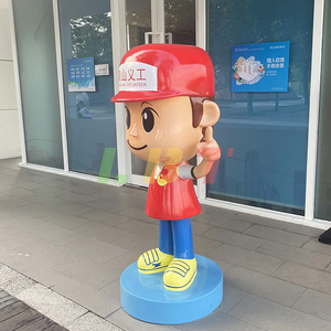 Escultura de Niño de Fibra de Vidrio Libit, Figura de Voluntario para Exteriores, Personalizable y Duradera - Product Image 1