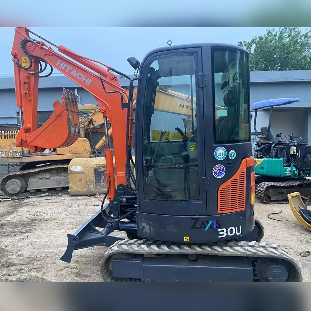 Hitachi 30 Ton Excavator - Durable & Powerful Digging