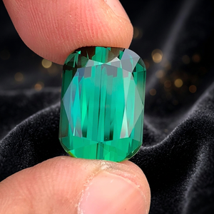Turmalina natural azul verdosa de corte excelente de 16.78 CT, forma cojín, proveniente de Afganistán, 16.3x11.8x9.5mm - Product Image 3