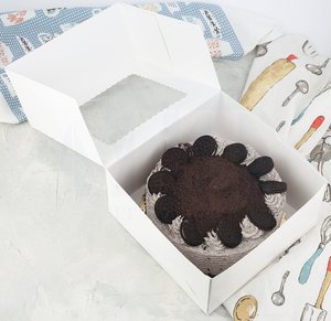 Boîte à gâteau carrée en <span class=keywords><strong>carton</strong></span> blanc écologique à couvercle rabattable avec fenêtre transparente, pliable, <span class=keywords><strong>emballage</strong></span> alimentaire sûr <span class=keywords><strong>pour</strong></span> pâtisserie, prête à être expédiée - Product Image 5