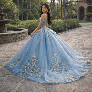Impresionante Vestido de Quinceañera Azul de Organza con Tirantes Finos, Apliques Florales y Pedrería, Ecológico y Natural, para Fiestas - Product Image 1