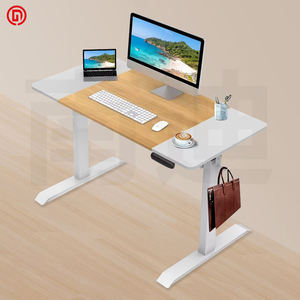 โต๊ะไฟฟ้าเคลื่อนที่แบบแมนนวลปรับความสูงได้, ถาดวางคีย์บอร์ด - Product Image 1