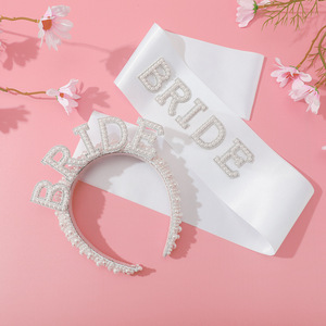 Meilleures ventes : Ensemble 3 pièces pour mariée et enterrement de vie de jeune fille (EVJF) - Serre-tête, Voile à bretelles orné de perles et strass, Écharpe de fête EVJF, Couronne de mariée - Product Image 1