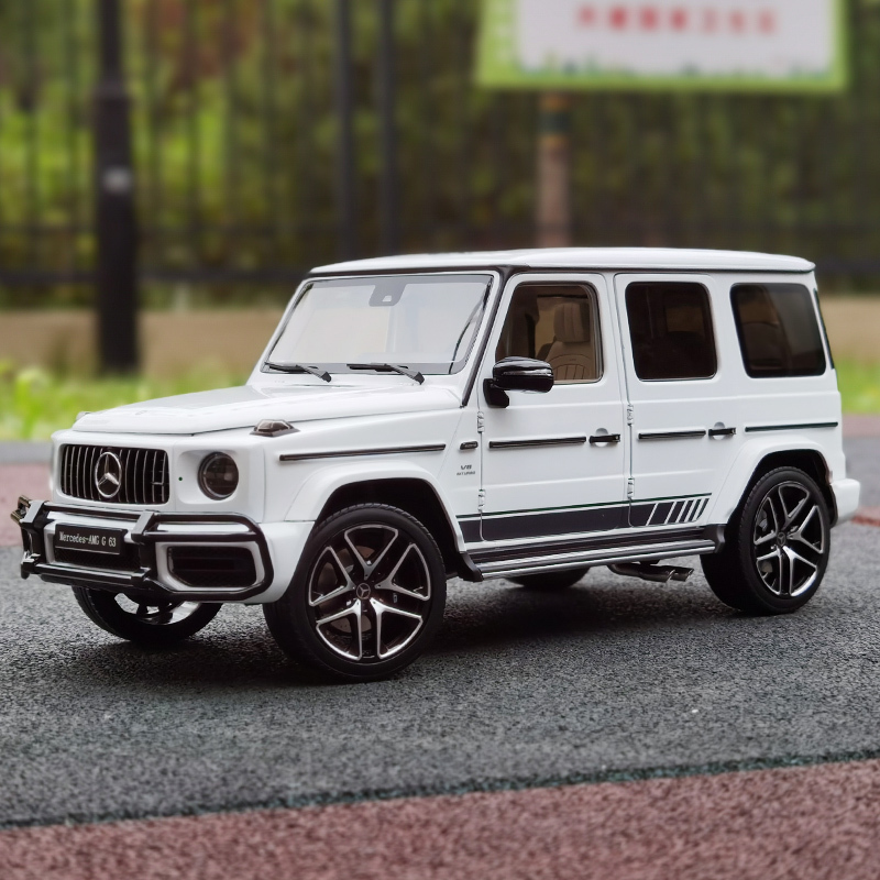 Almost Real 1:18 Mercedes G63 AMG 2019 Alloy Diecast Model SUV