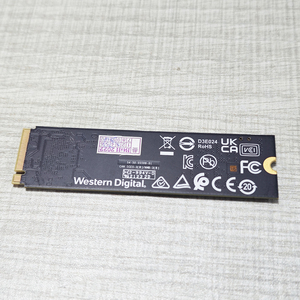 브랜드 중고 초고속 핫세일 공장 직판 도매 PCIe4.0 512GB M.2 NVMe SSD (PC용) - Product Image 2