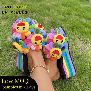 Fatto a mano girasole viso floreale <span class=keywords><strong>peluche</strong></span> zeppa pantofola fiore piattaforma Chaussure Femme sandali pantofole per le donne signora - Product Image 1