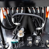 Mini-excavatrice sur chenilles de haute qualité de 0,8 tonne avec moteur et boîte de vitesses, capacité de la benne de 0,4 m, accessoire tarière