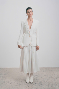 Blazer élégant de style d'été pour les femmes de haute qualité simple boutonnage vietnamien-fait avec costume d'affaires de méthode de tissage non tissé - Product Image 5