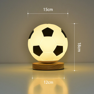 Lampe LED Globe de Football Coupe d'Europe – Veilleuse Moderne à Brancher – Lampe de Table en Verre Élégante pour Chambre et Bureau - Product Image 4