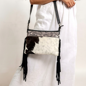 Sac bandoulière en cuir véritable 100% fourrure de vache bohème avec franges et fermeture éclair pour femme – Vente en gros - Product Image 1