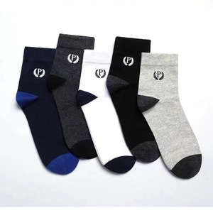 Men's Crew <b>Socks</b> Solid Color Sweat-Absorbent Polyester Fiber Regular Casual <b>Socks</b> for Autumn <b>Winter</b> - Product Image 5