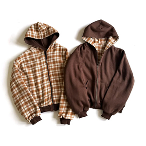 Sweat à capuche marron personnalisé pour homme, entièrement zippé, doublure à carreaux, polaire épaisse, poche <span class=keywords><strong>kangourou</strong></span>, fermeture éclair en laiton, style streetwear décontracté, vente en gros - Product Image 2