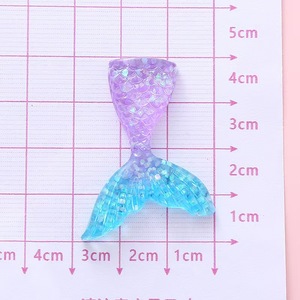 Statuetta di coda di sirena in resina <span class=keywords><strong>per</strong></span> telefono cellulare <span class=keywords><strong>per</strong></span> decorazione di carta di conchiglia con colla a goccia tecnica di pittura Idea regalo - Product Image 3