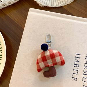 Миниатюрная брошь-грибок с клетчатым акцентом и застежкой-булавкой для воротника пальто, украшения для шляп своими руками, сувенир на день рождения - Product Image 2