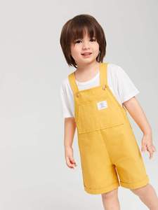 Conjunto de Peto Corto para Niños al por Mayor, Ropa Casual de Moda para Niños, Opciones de Tela Personalizadas, Tops a Juego y Exportación a Granel OEM - Product Image 1