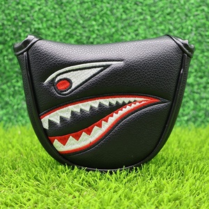 Housse de tête de club de <span class=keywords><strong>golf</strong></span> <span class=keywords><strong>War</strong></span> Shark en cuir PU noir avec fermeture magnétique pour le dropshipping - Product Image 1