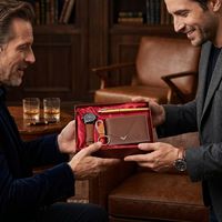 Coffret Cadeau d'Accessoires Premium Personnalisables pour Hommes 4-en-1 : Montre et Portefeuille pour Partenaires d'Affaires, Cadeaux Promotionnels 2026