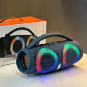 WK RGB Mini Boombox3 Altavoces inalámbricos portátiles 10W Potencia de salida Iluminación LED Mango impermeable para el hogar Regalo Fiesta al aire libre - Product Image 1