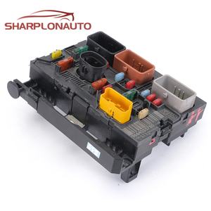 Boîtier de fusibles pour pièces automobiles 9664055780 pour Citroën C2 C3 C4 Peugeot 207 307 406 Partner 2001-2012 Vente en gros - Product Image 4