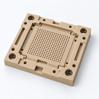 Produits en plastique personnalisés de haute qualité, usinage CNC de précision, plaque de guidage de sonde PEEK BGA avec réseau de micro-trous