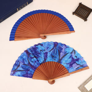 Bsbh 23Cm Effen Kleur Gesneden Opvouwbare Ventilatoren Natuurlijke Ijzeren Houten Handventilator Voor Halloween-Evenementen Groothandel Spaanse Stijl - Product Image 3