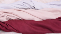 Foulard Hijab en Mousseline Premium Très Vendu avec Couleurs Pantone Personnalisées Assorties, Ensembles Intérieurs en Jersey de Coton, Bonnets et Sous-Voiles