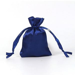 Bolsas de Regalo de Tela Satén Dorada de 13*18cm con Cordón, para Joyería, Bodas, Baby Shower, Día de los Caídos, Celebraciones - Product Image 4