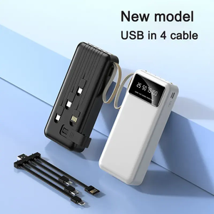 Chargeur <span class=keywords><strong>portable</strong></span> mini <span class=keywords><strong>et</strong></span> fin avec câbles intégrés, logo personnalisé d'usine <span class=keywords><strong>pas</strong></span> <span class=keywords><strong>cher</strong></span>, batterie externe OEM, logo mobile, utilisation mobile - Product Image 5