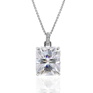 Collana Geometrica Quadrata con Micro Pavé per Donne, Gioielli Minimalisti alla Moda - Product Image 5