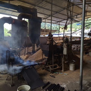 Charbon de bois en briquettes de sciure de bois de qualité supérieure, haute teneur en calories, sans fumée, fabriqué à la machine, pour grillades et barbecues, prix de gros - Product Image 5
