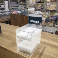 Présentoir à cigarettes en acrylique de conception de comptoir avec porte verrouillable Vitrine d'accessoires de vente au détail en PMMA pour magasins de fumée
