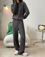 Personnalisé 2022 automne mode fendu pull pantalon épaissi tricoté large jambe pantalon pull deux pièces femmes pull ensembles