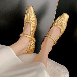 Zapatos Mary Jane de Tacón Bajo con Pliegues y Tira Suave para Mujer, Transpirables, Flexibles, Color Dorado, Patrón Geométrico, Casuales, Modernos y Planos - Product Image 1